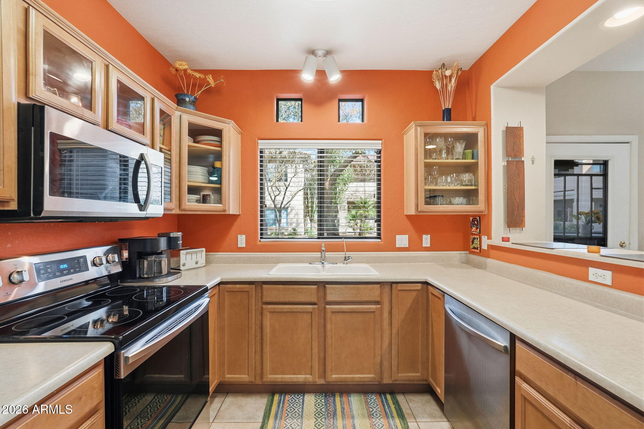 1351 N PLEASANT Drive 1116