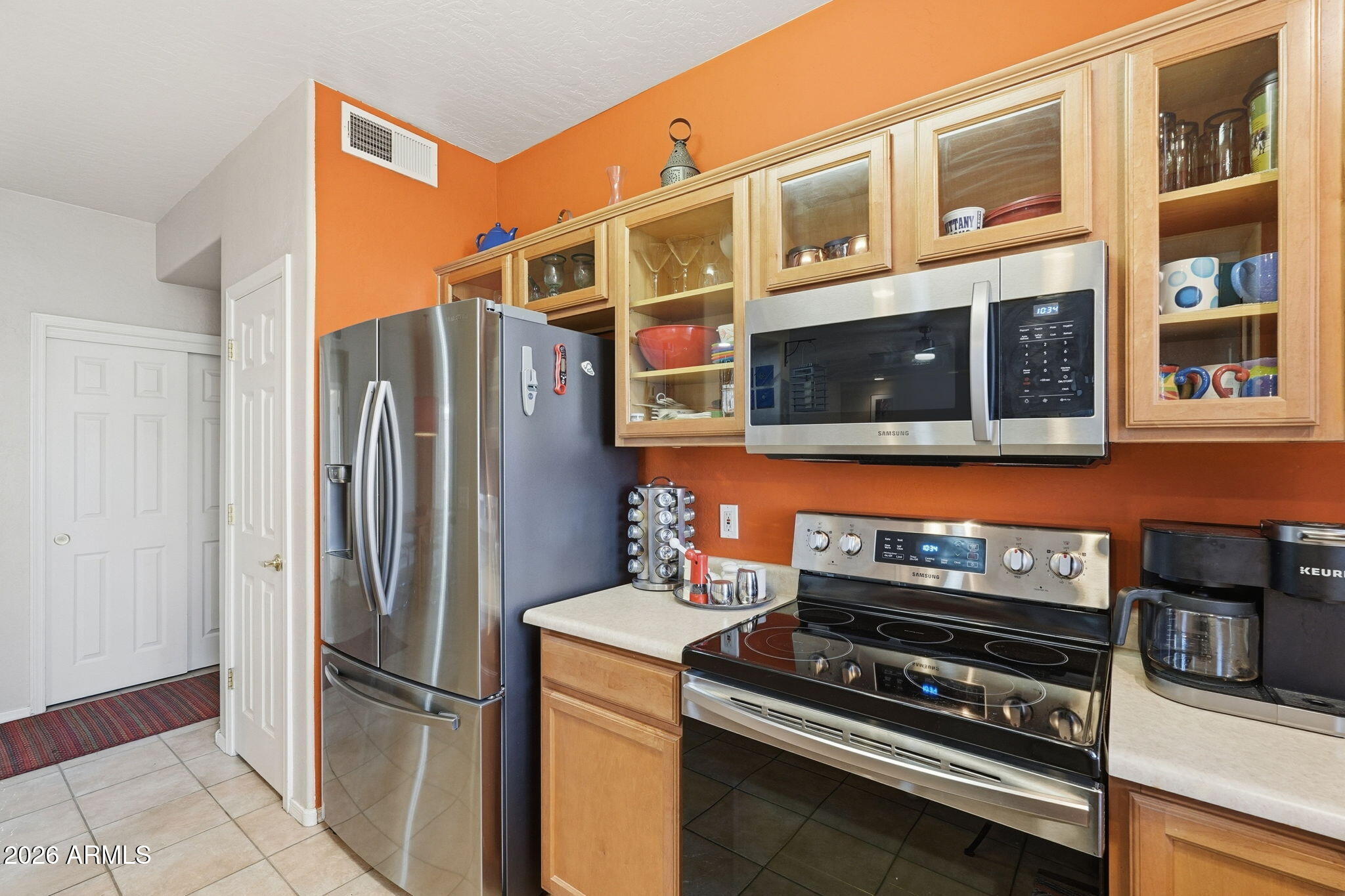 1351 N PLEASANT Drive 1116