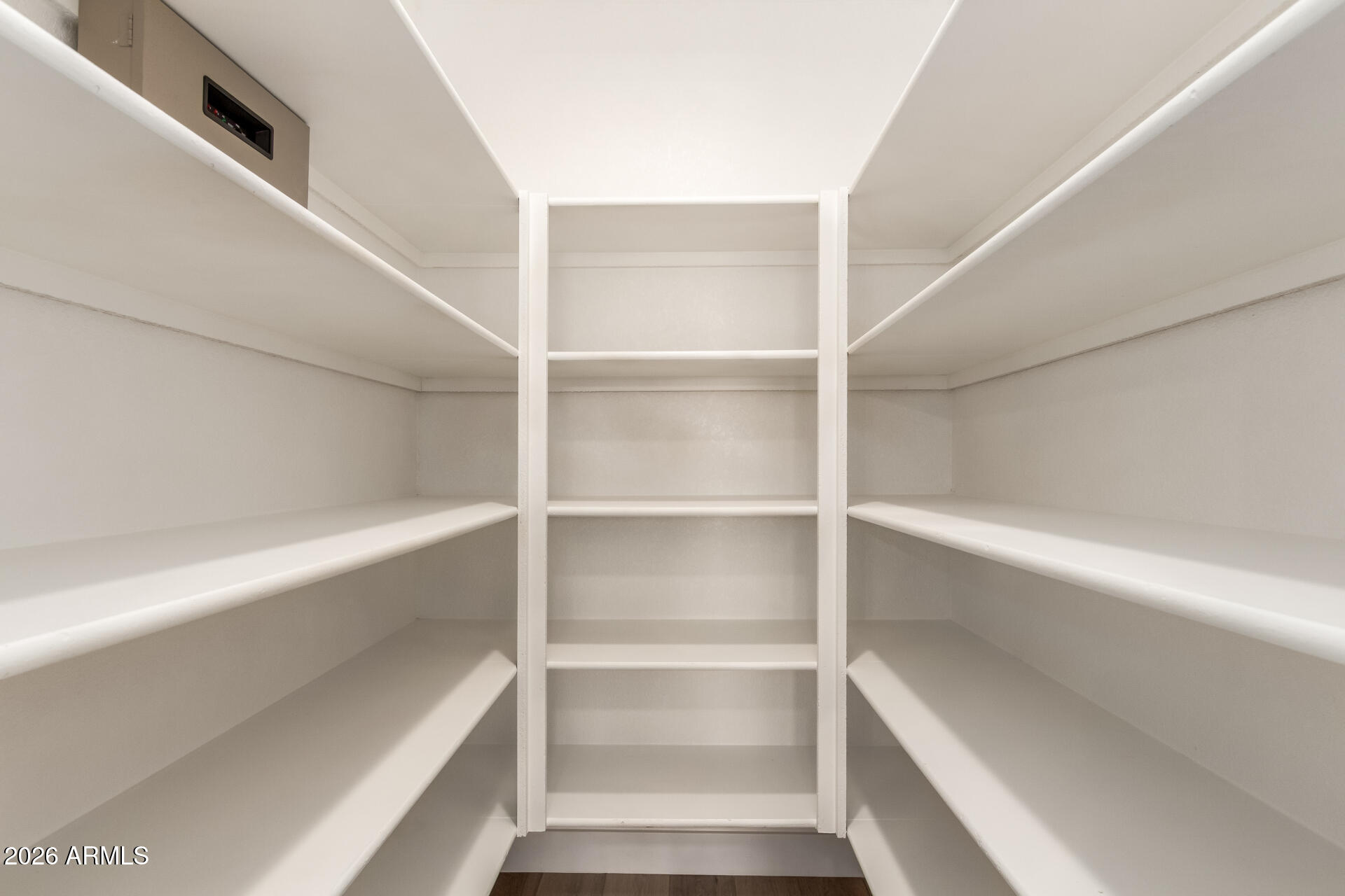 901 E STANFORD Avenue