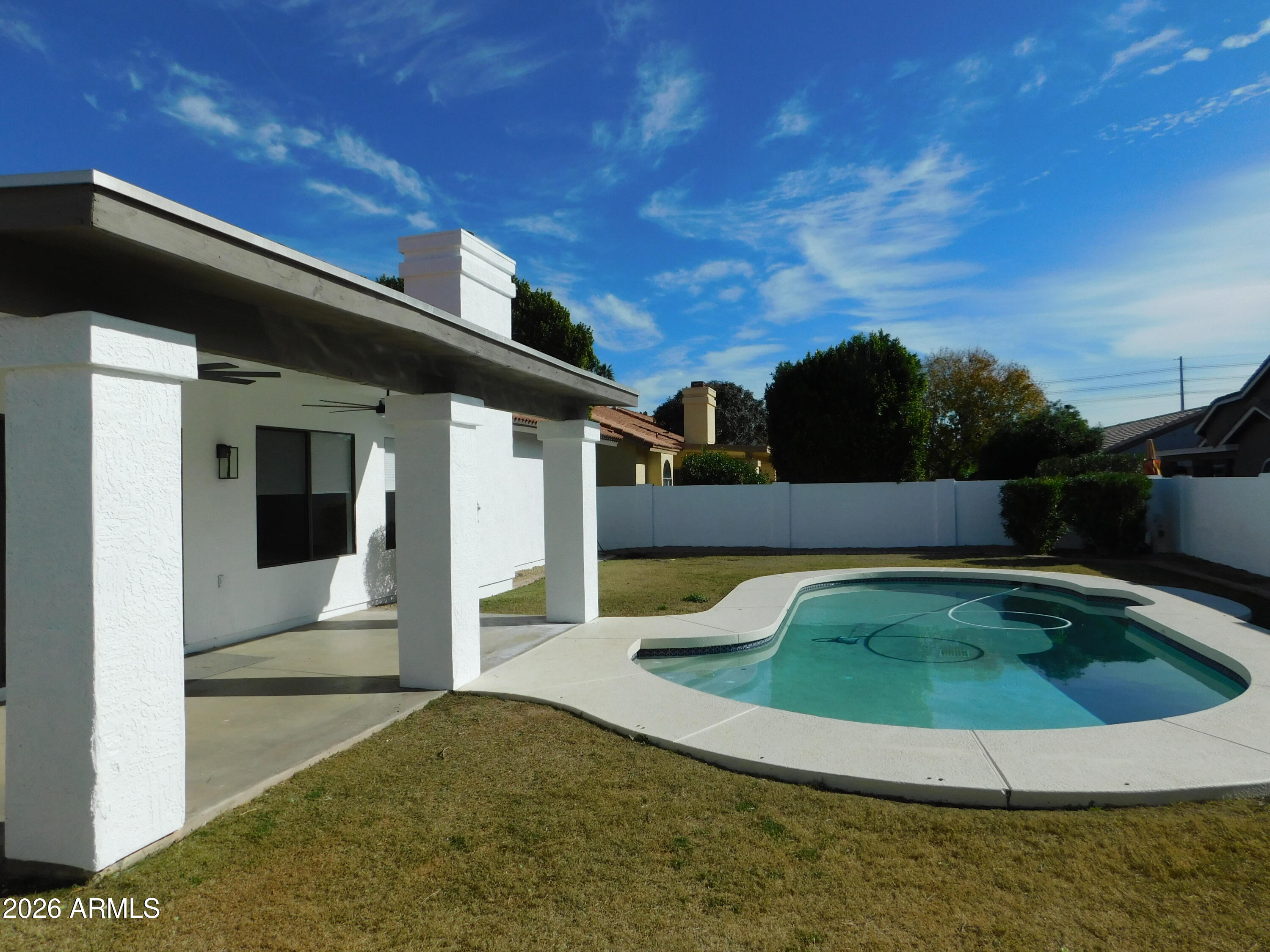 901 E STANFORD Avenue