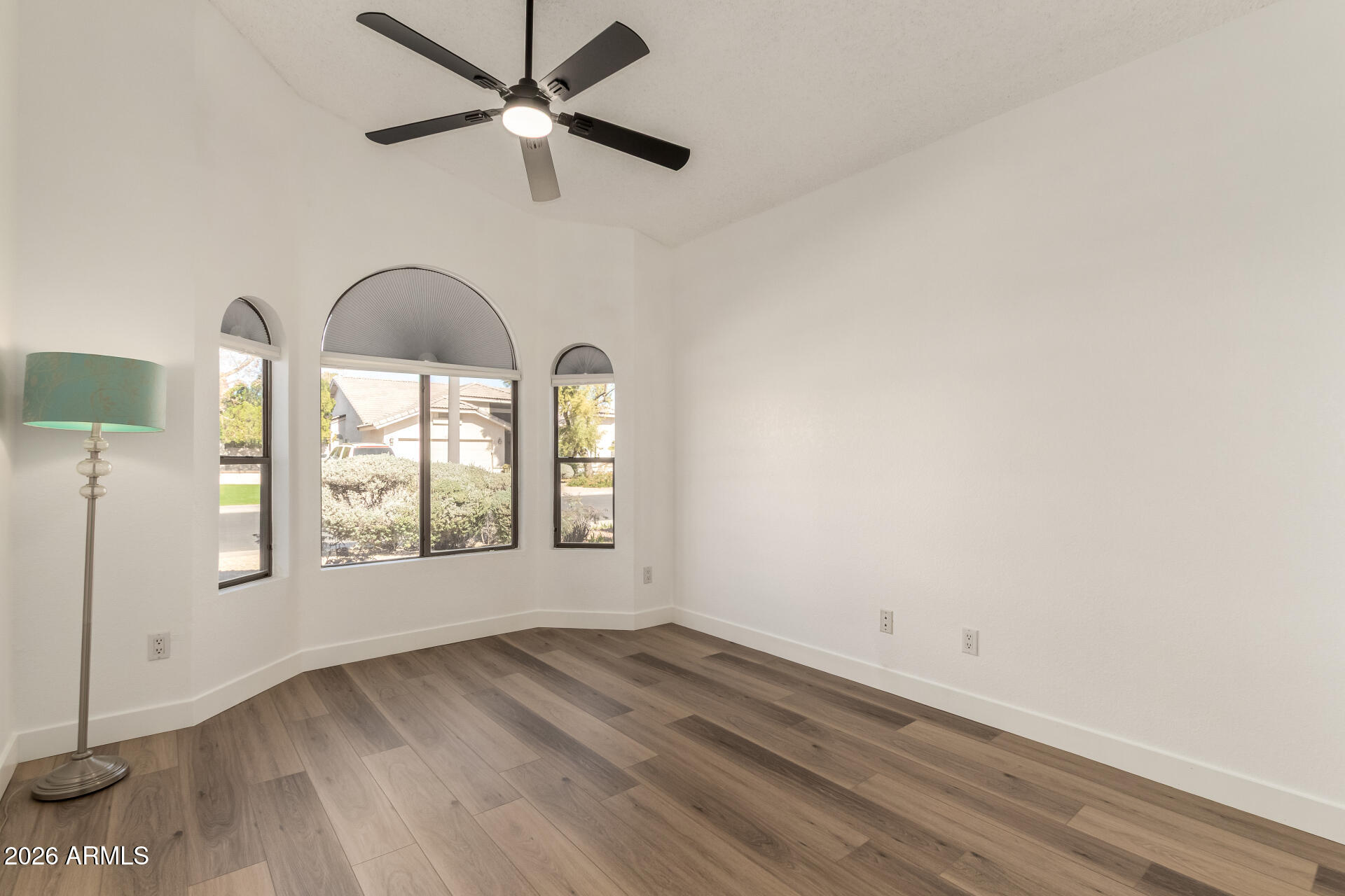 901 E STANFORD Avenue