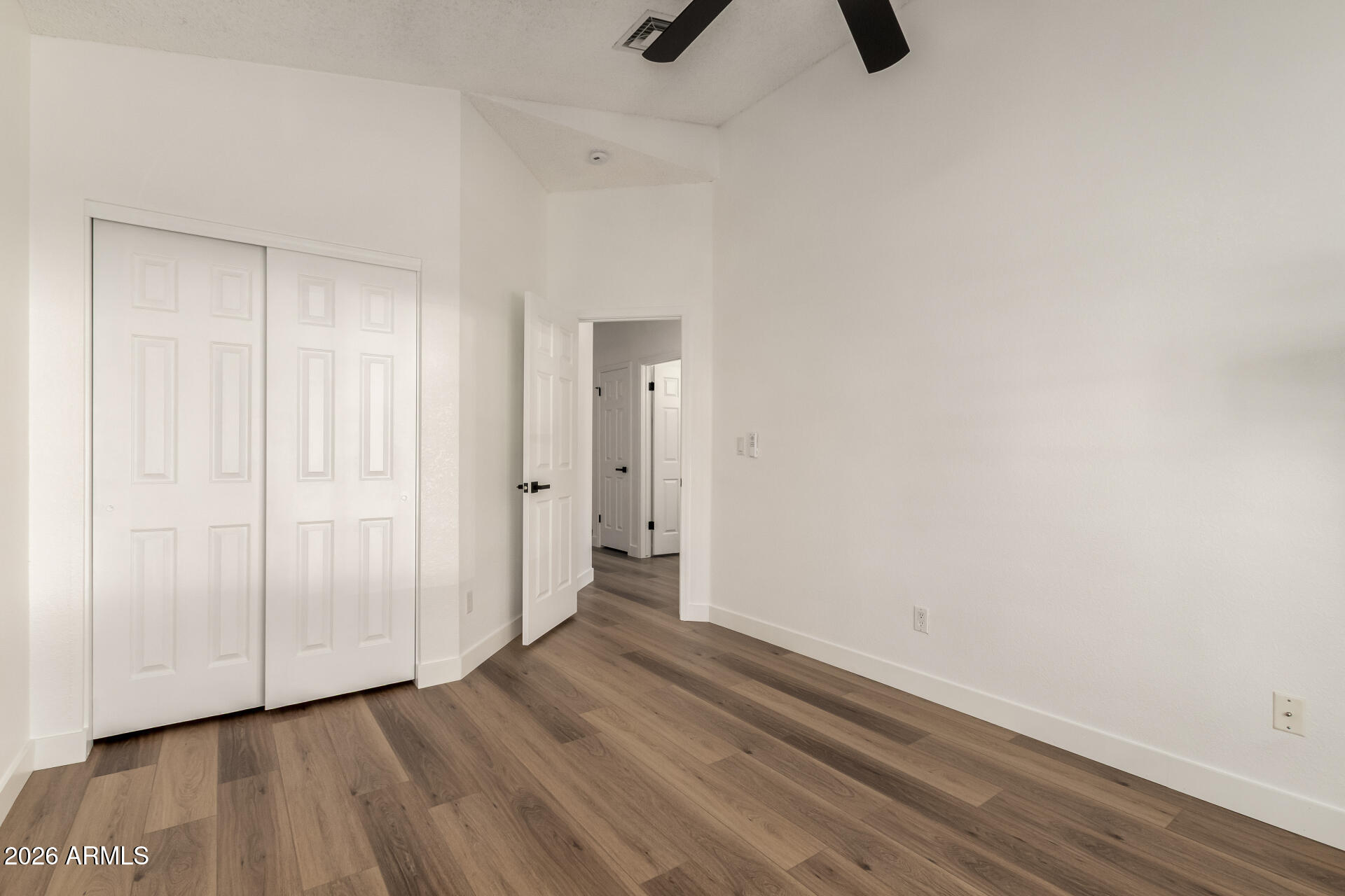 901 E STANFORD Avenue