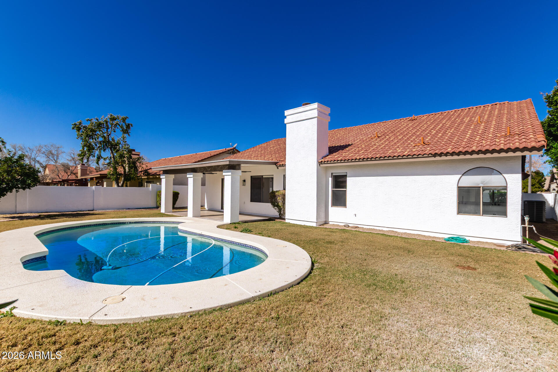 901 E STANFORD Avenue