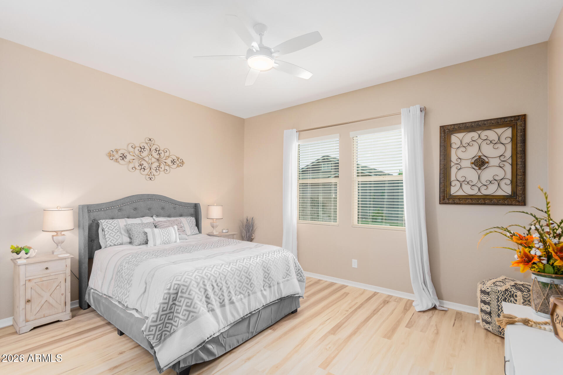 2813 W WILCOX PLAYA Drive