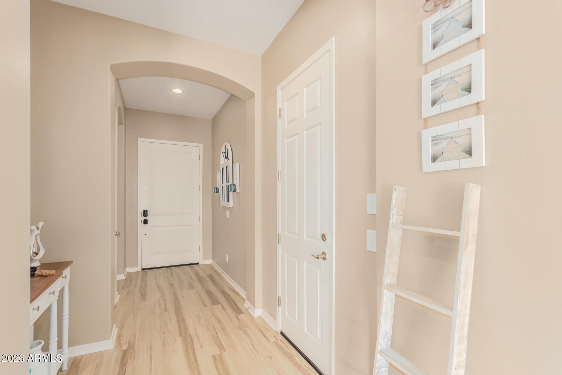 2813 W WILCOX PLAYA Drive