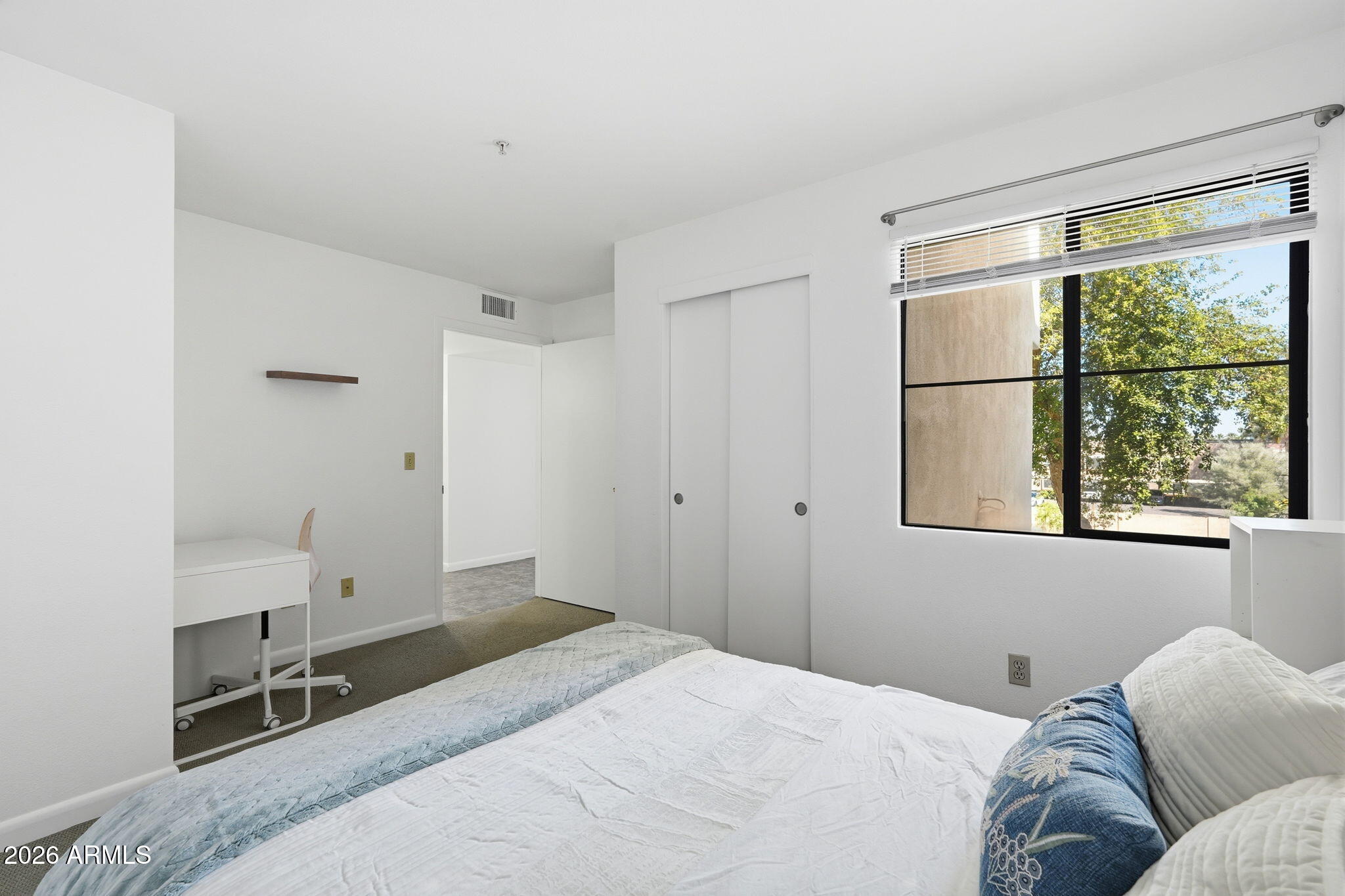 1005 E 8TH Street 2003