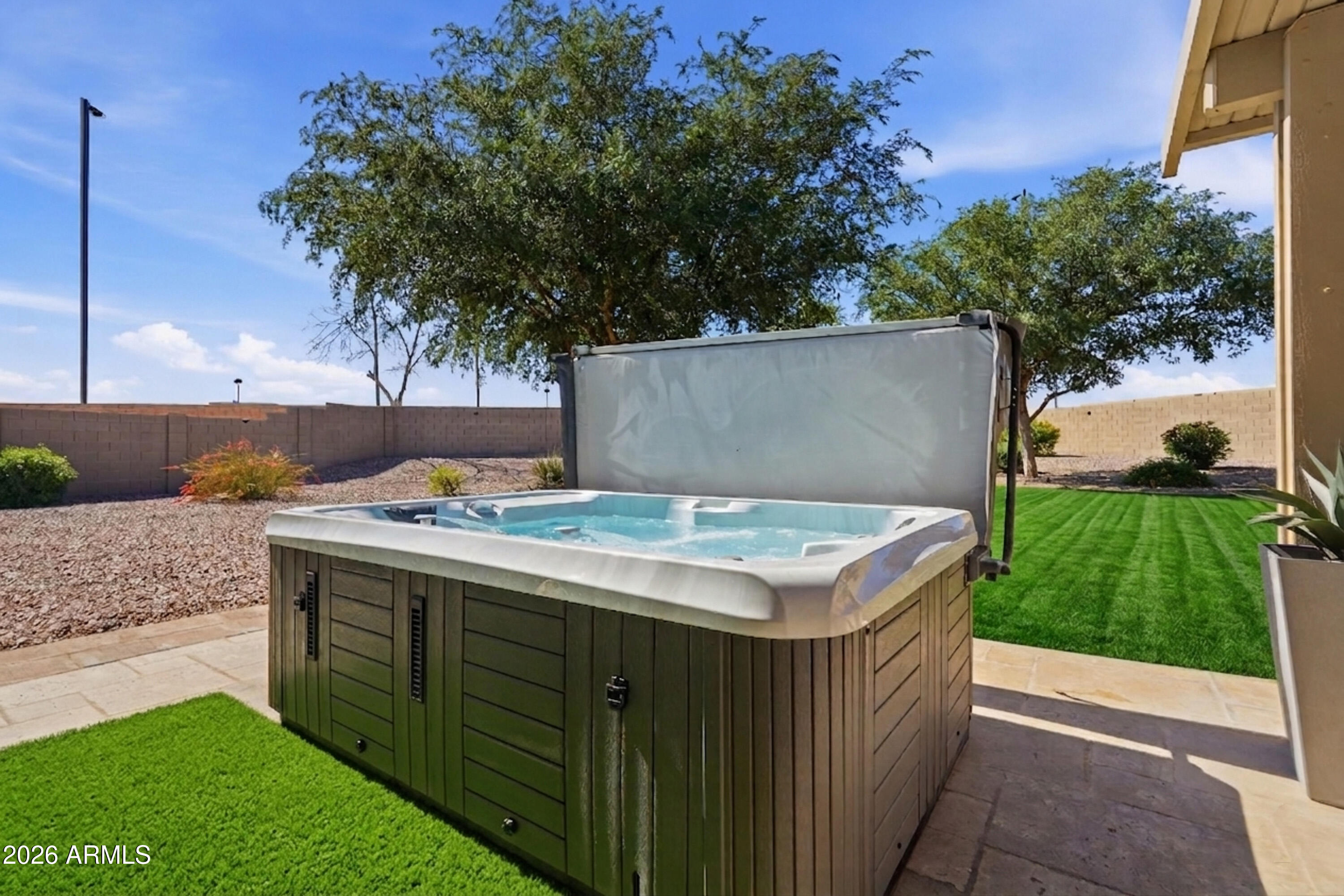 1741 S CLEARVIEW Avenue 42