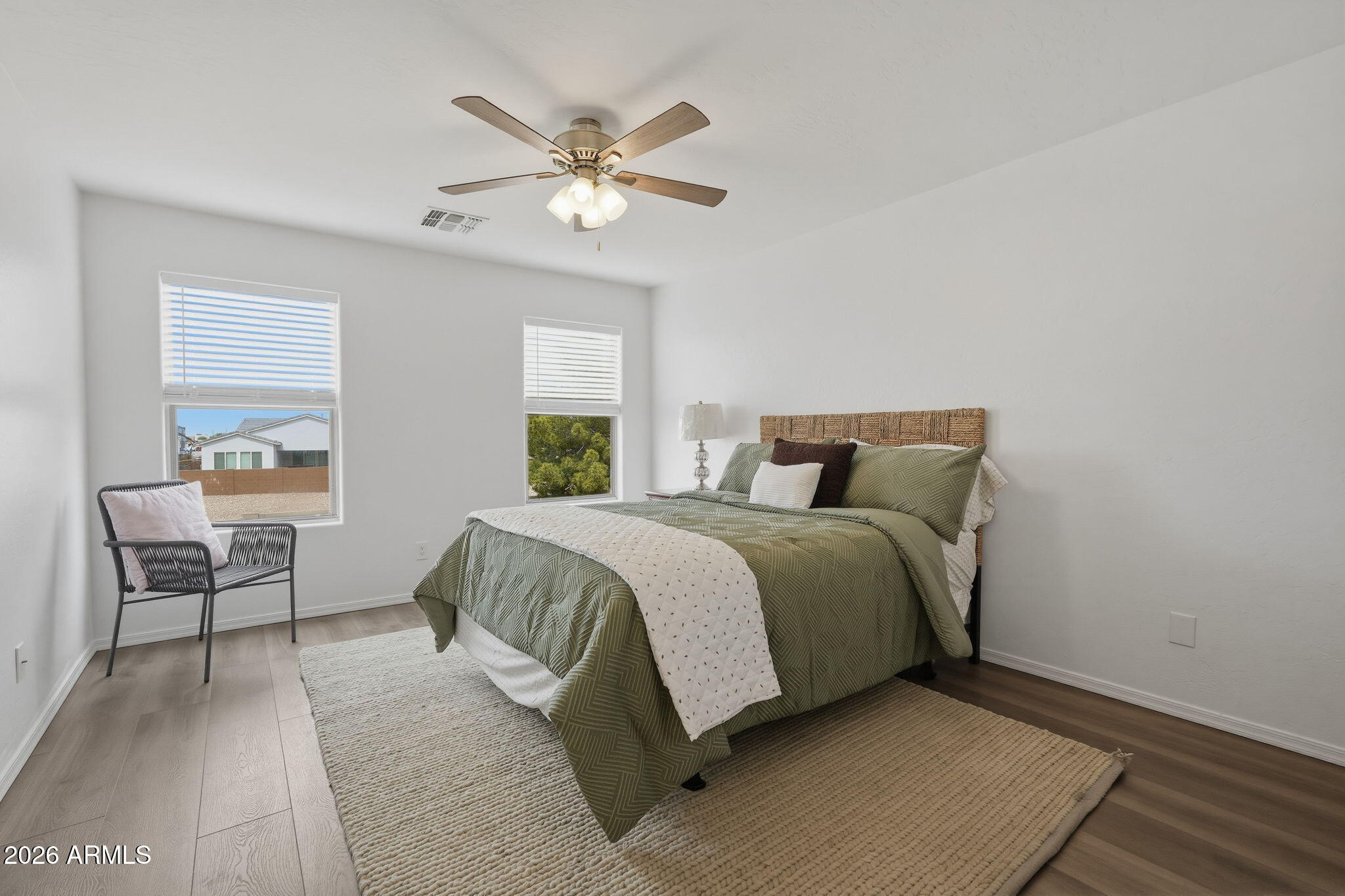 462 E CHRISTOPHER Street