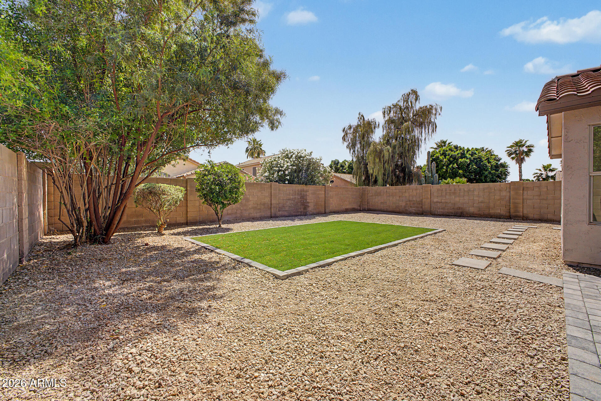 1169 W SEAGULL Drive