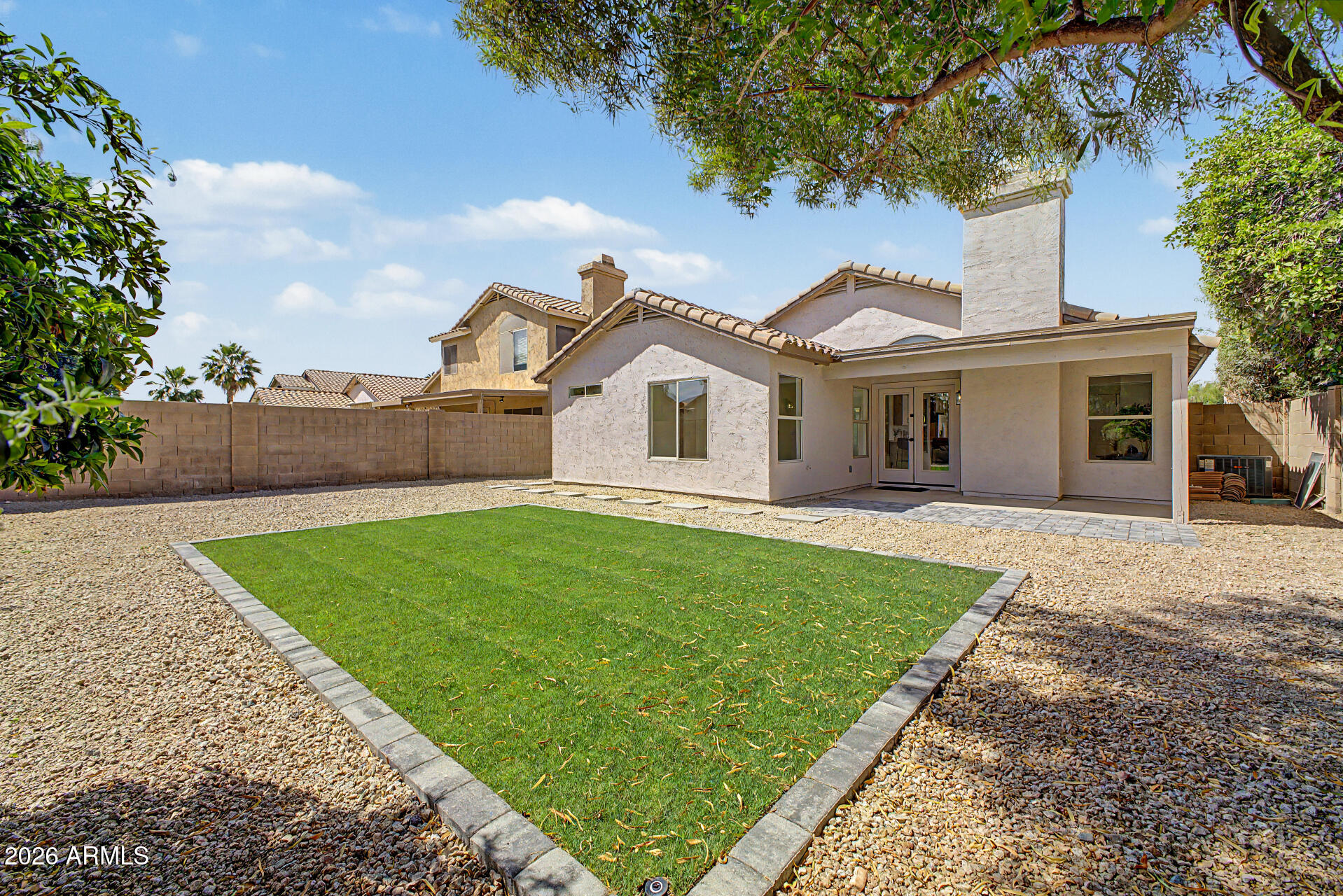 1169 W SEAGULL Drive
