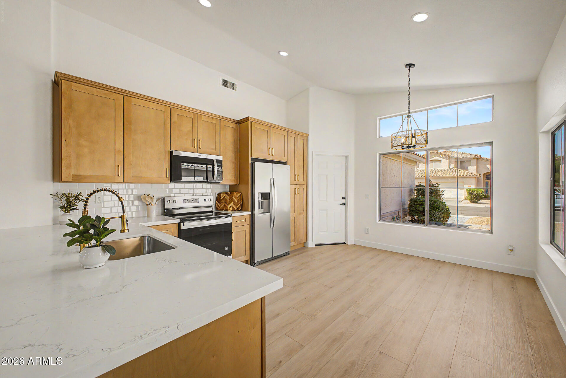 1169 W SEAGULL Drive
