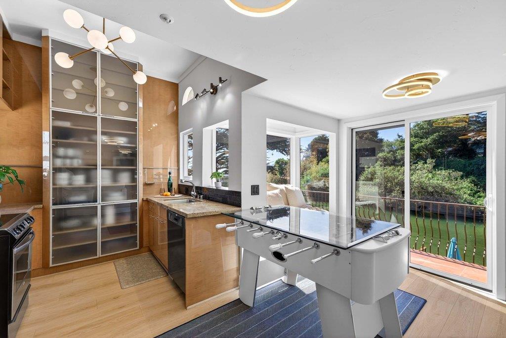 327 Riverview Avenue C