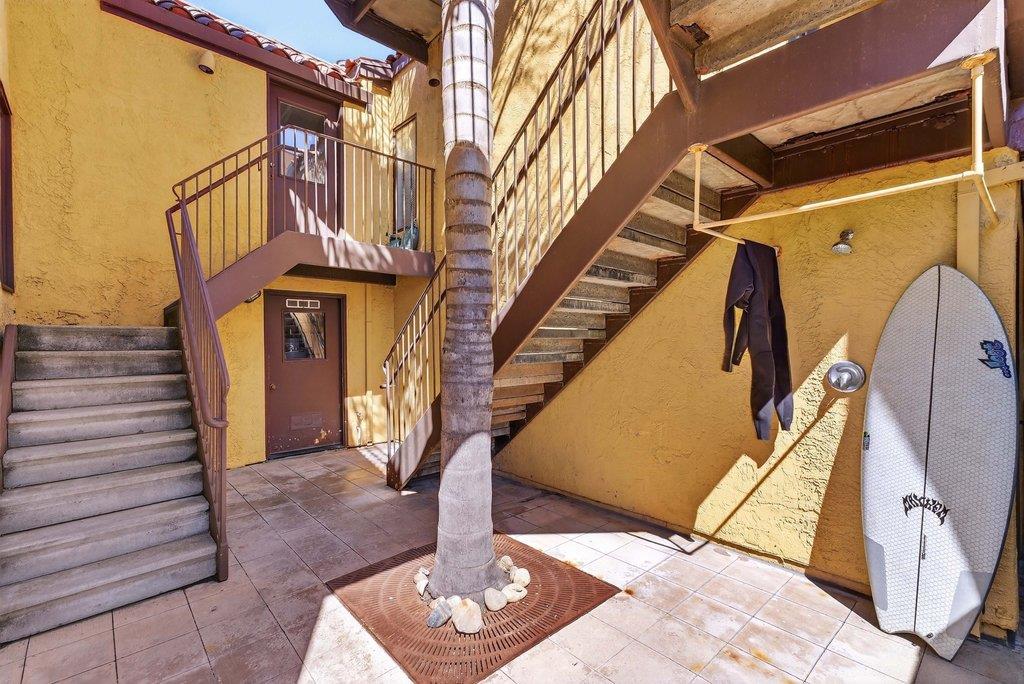 327 Riverview Avenue C