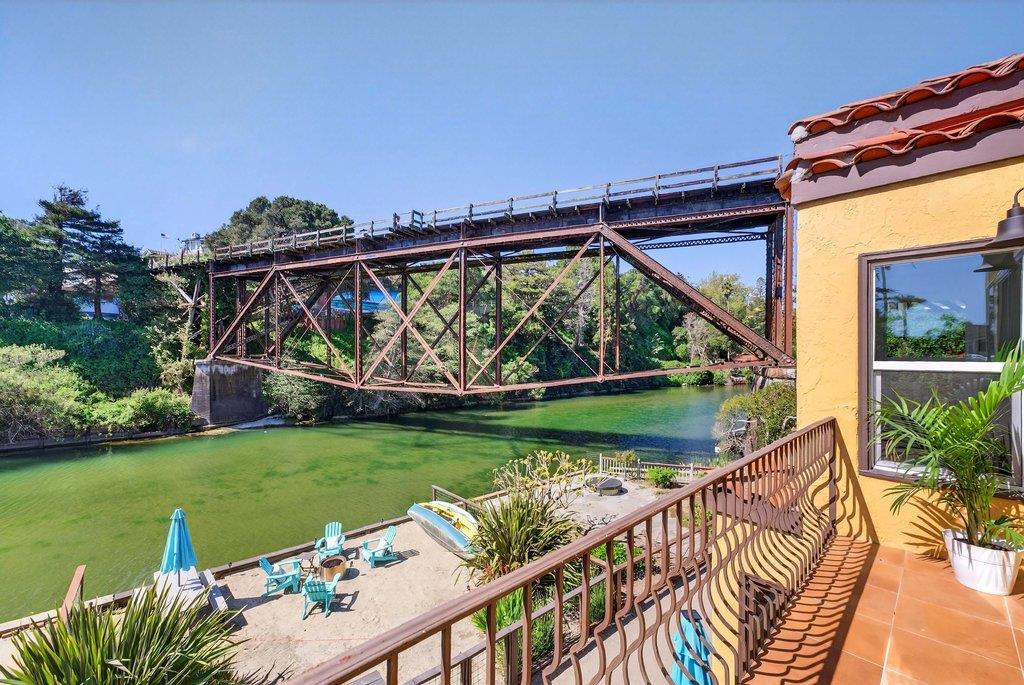 327 Riverview Avenue C