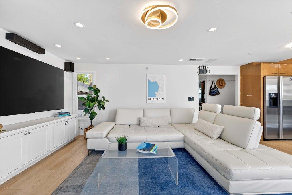 327 Riverview Avenue C