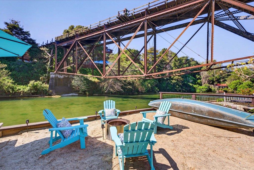 327 Riverview Avenue C