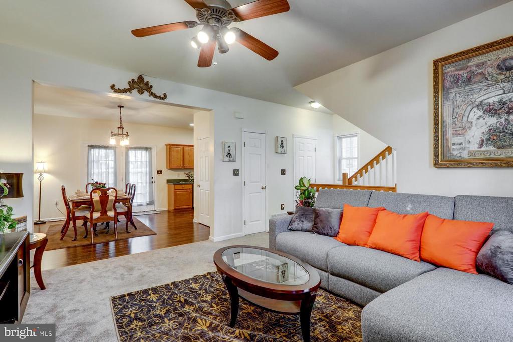 2111 FAIRVIEW STREET