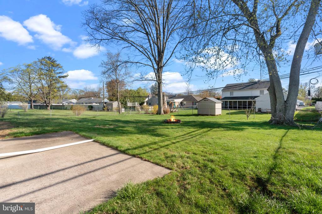 686 SPRUCE ROAD