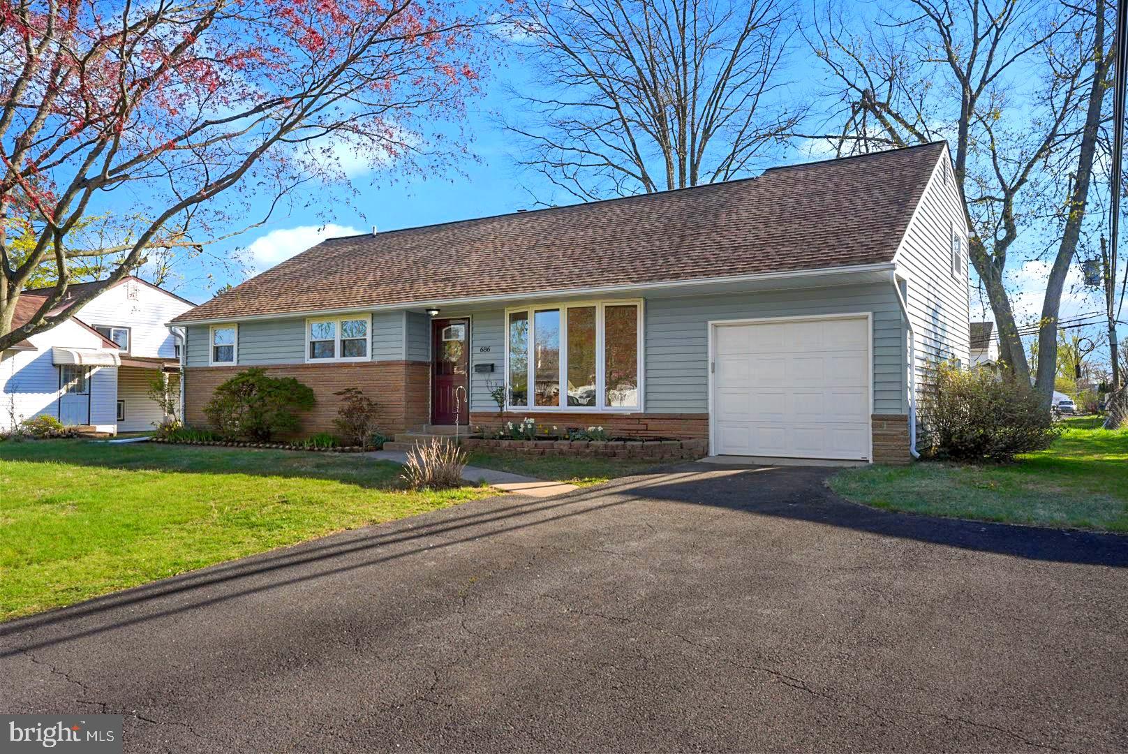 686 SPRUCE ROAD