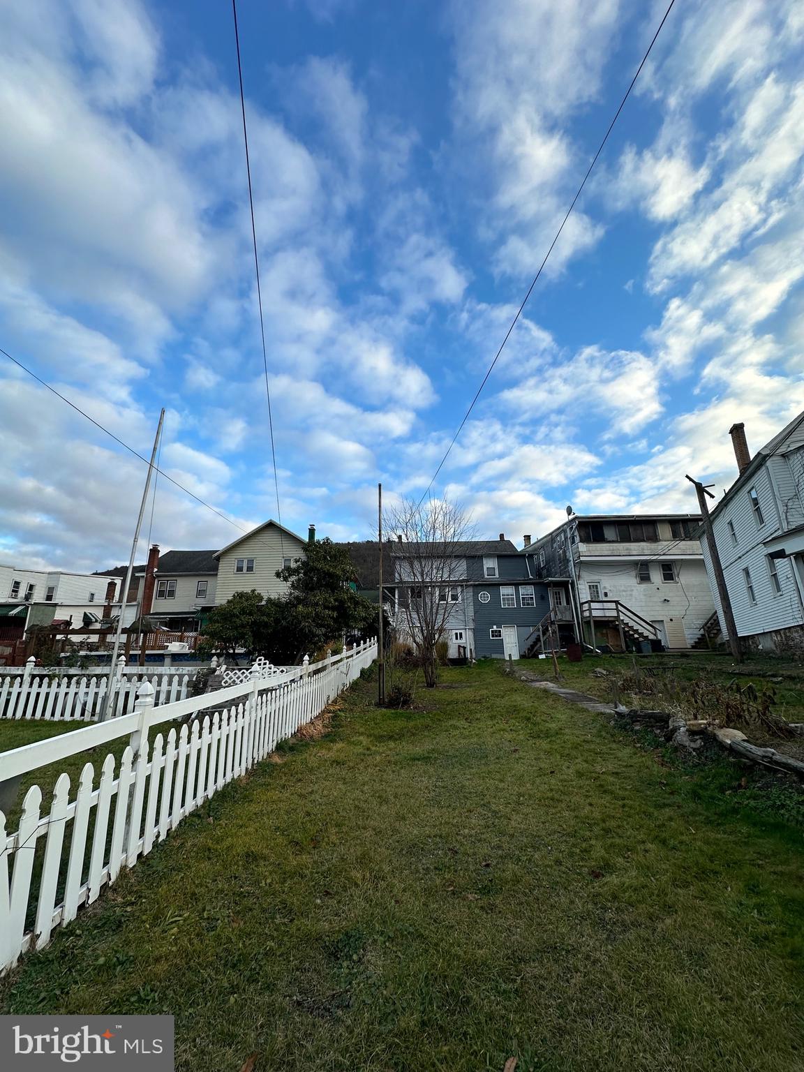 64 W CATAWISSA STREET