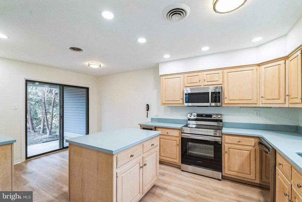 186 CHANDLER DRIVE