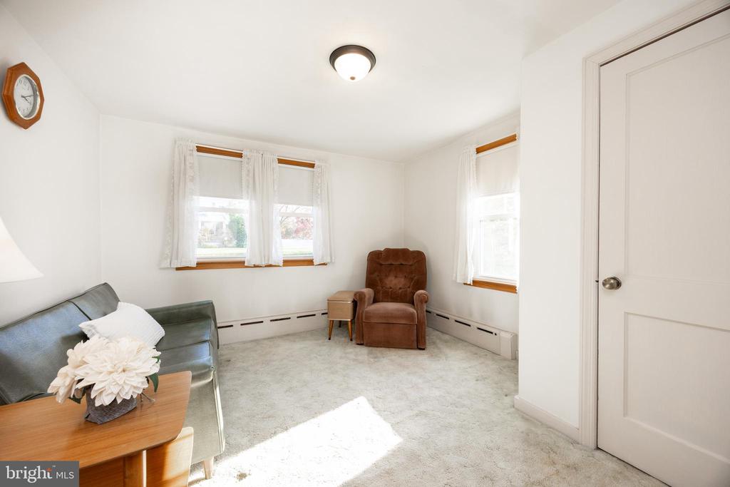 1005 CHERRY STREET