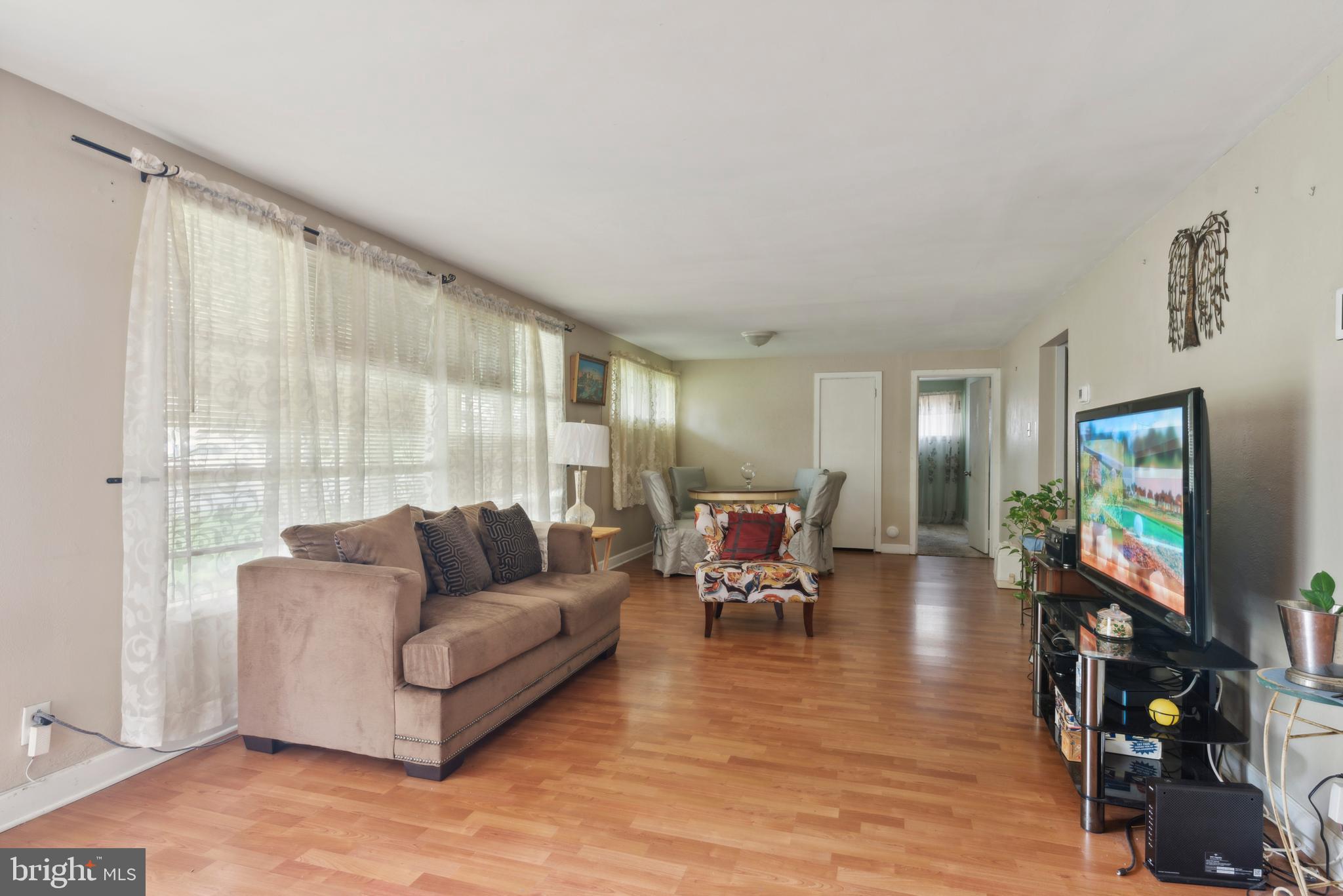 1271 WUNDERLAND ROAD