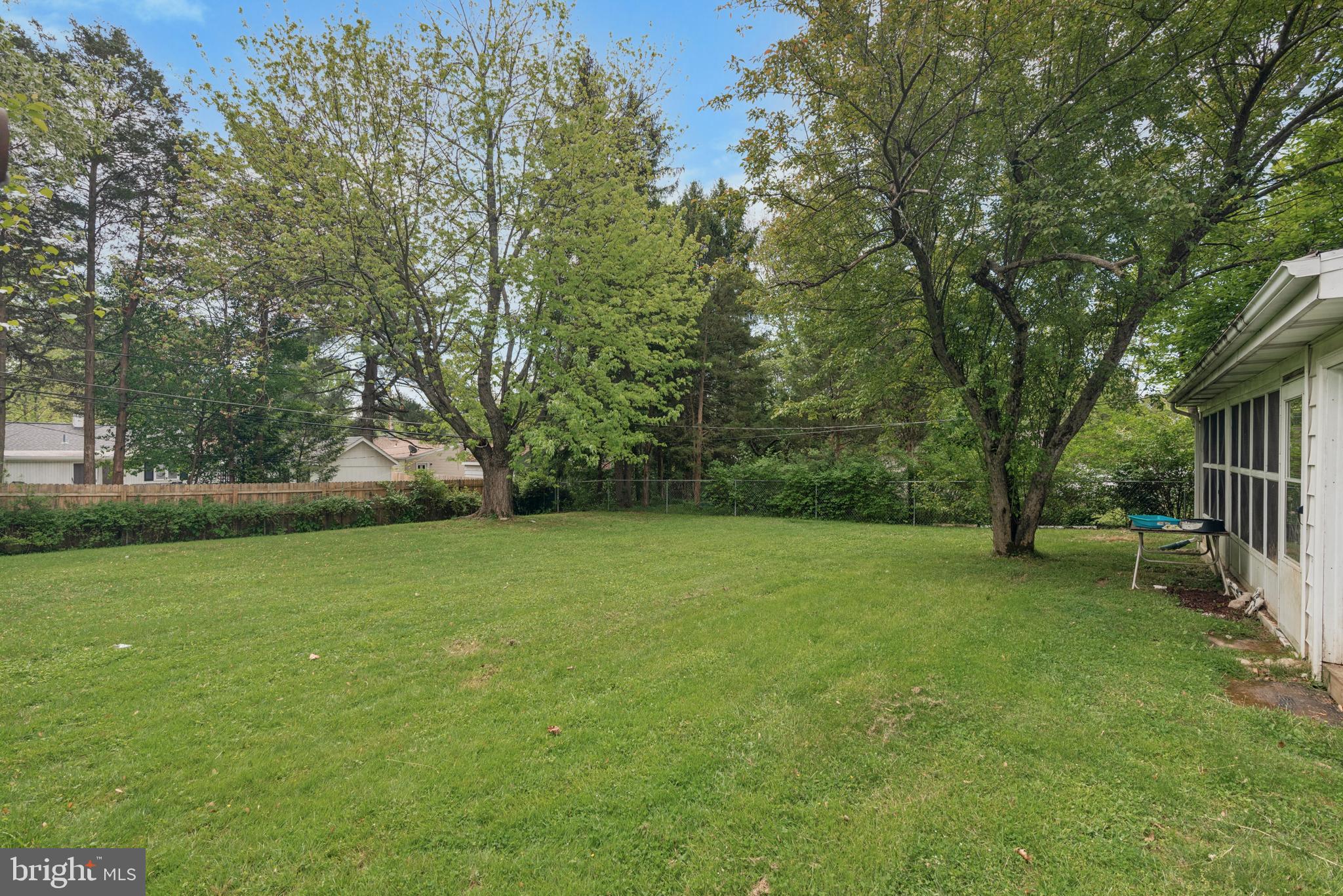 1271 WUNDERLAND ROAD