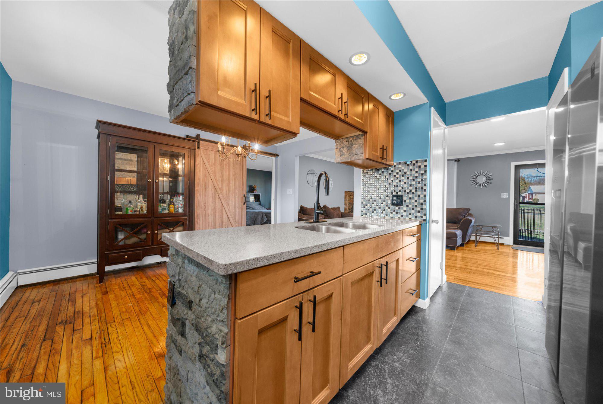 436 LAYFIELD ROAD