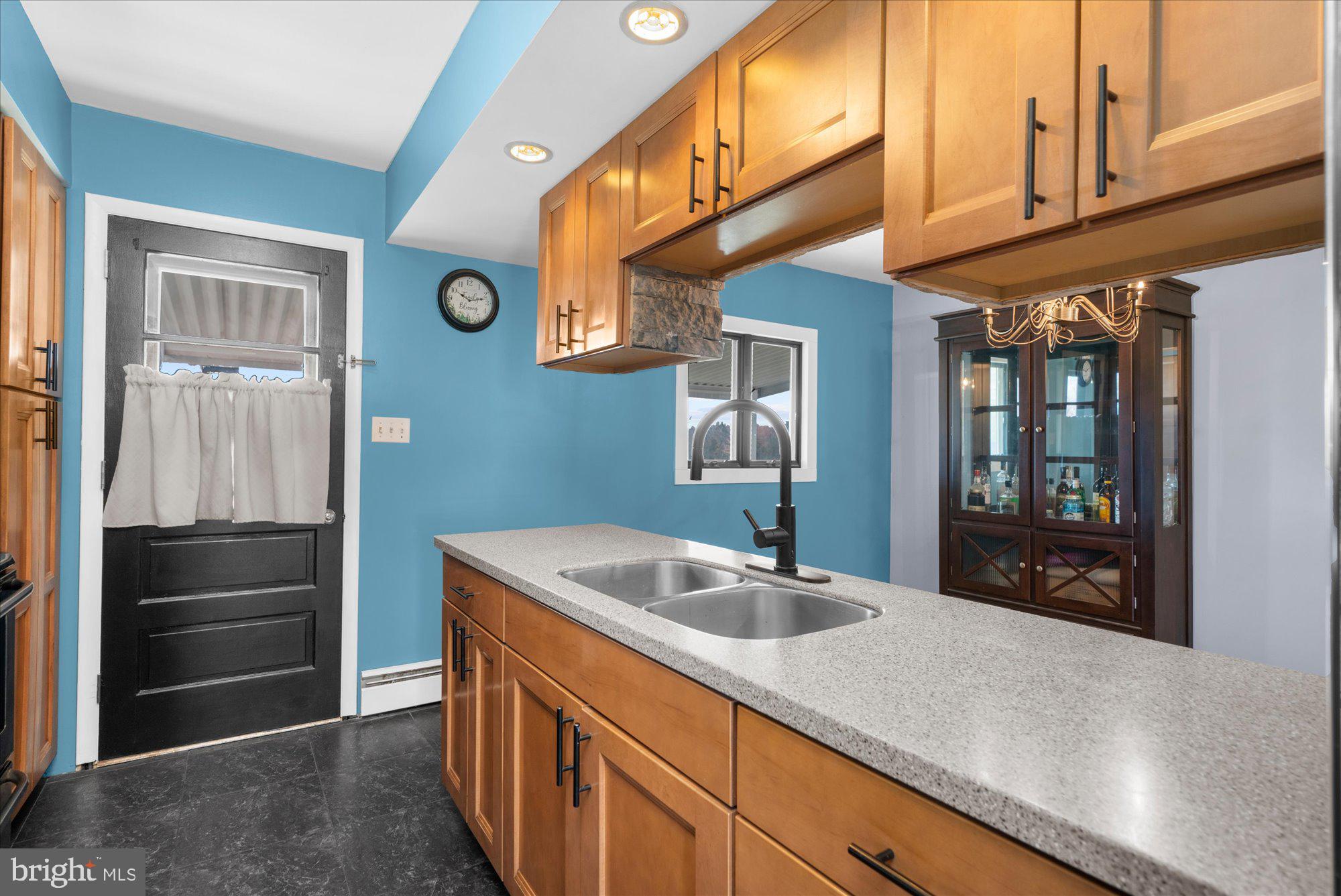 436 LAYFIELD ROAD