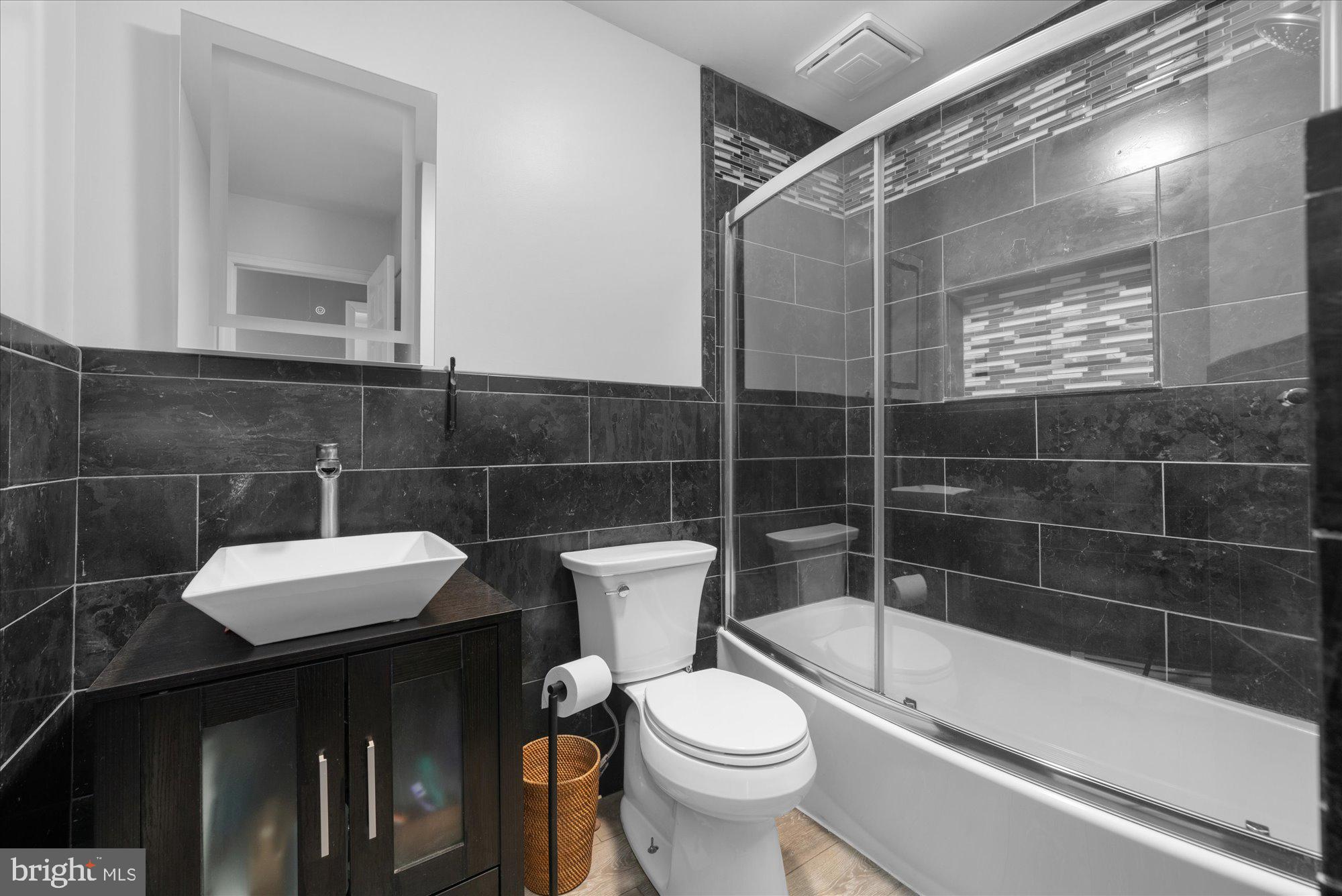 436 LAYFIELD ROAD