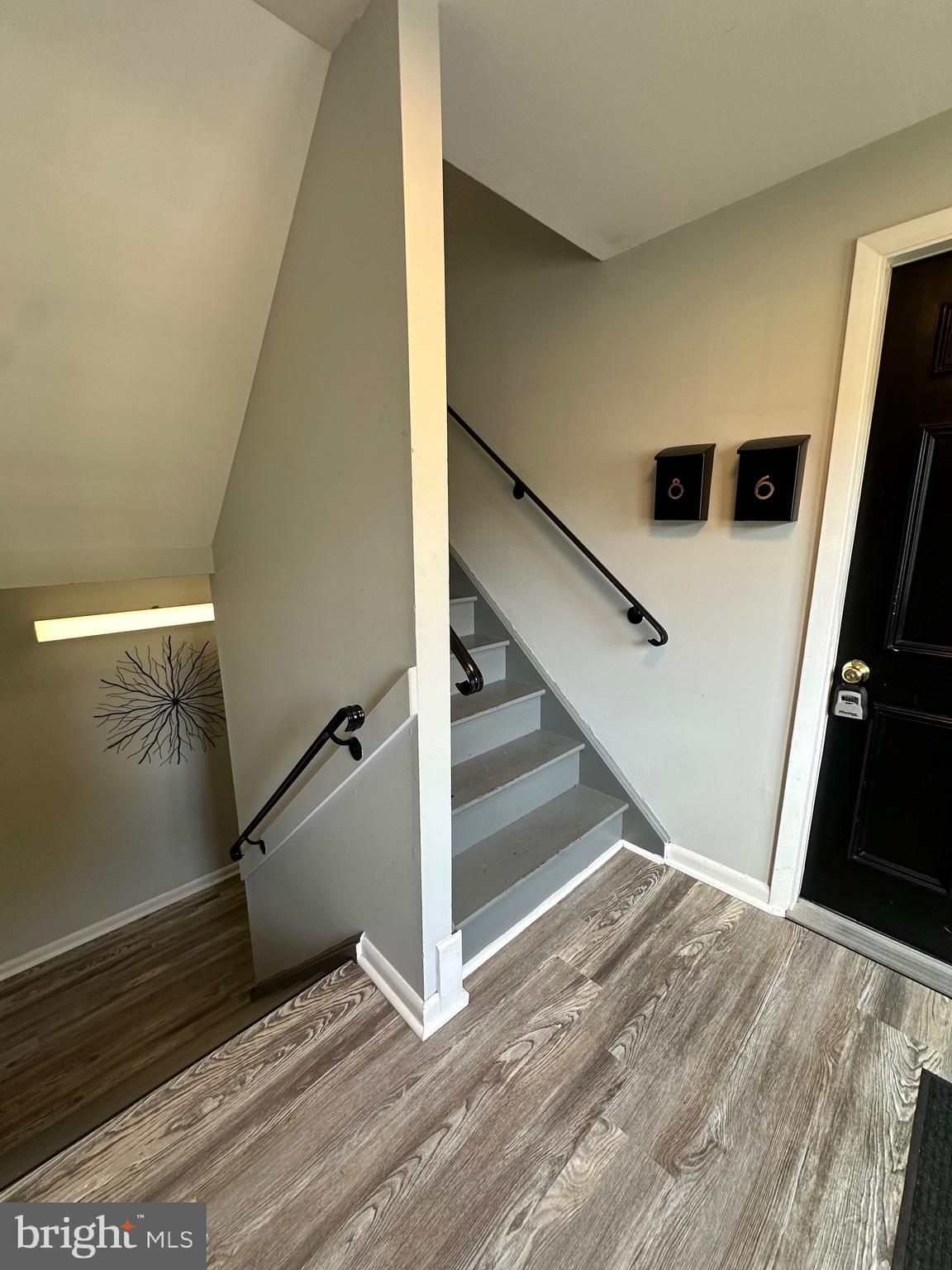 369 W BROAD STREET 6