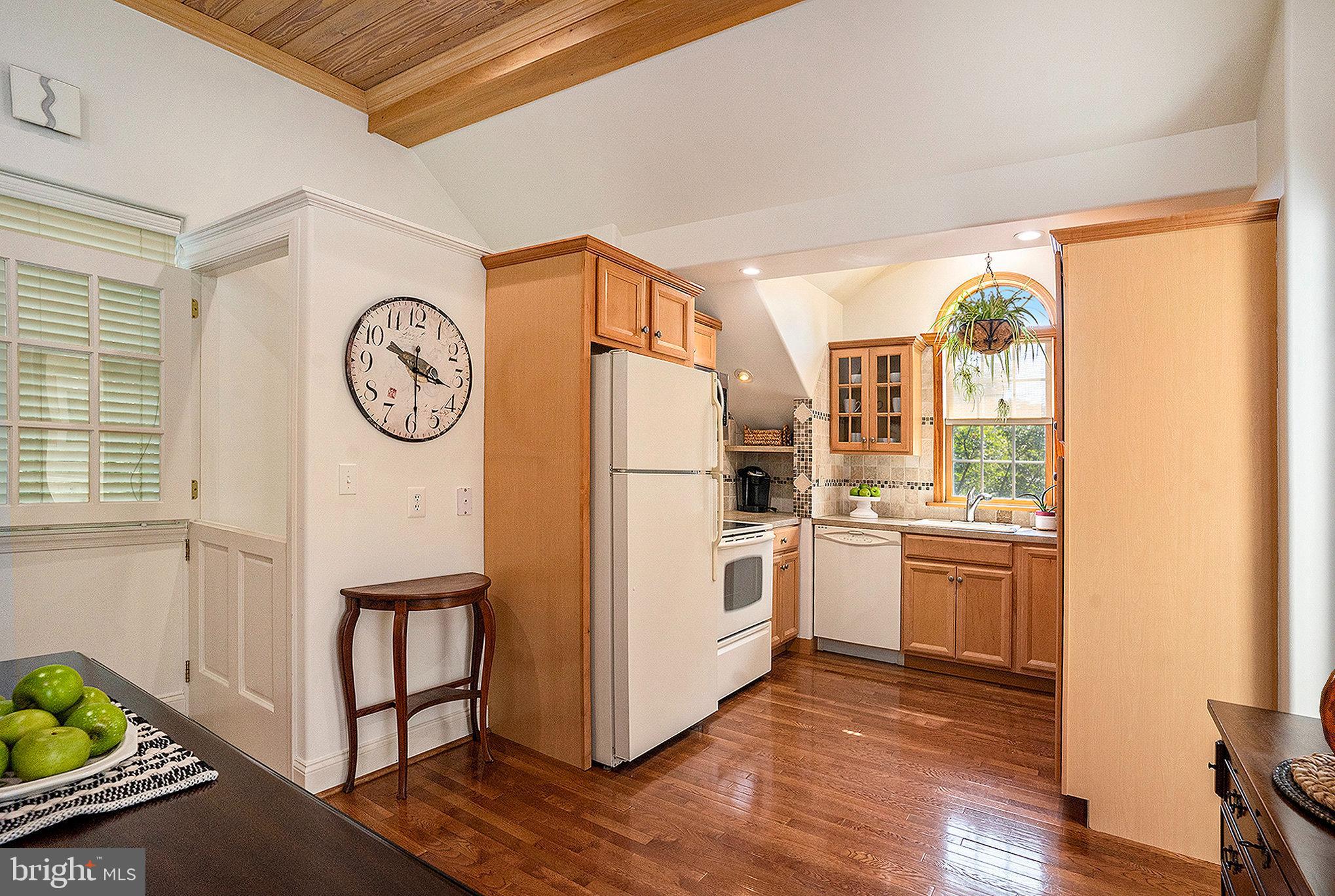 346 FAIRVIEW AVENUE