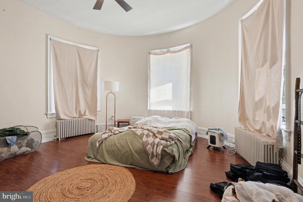 1 LINDENWOLD TERRACE