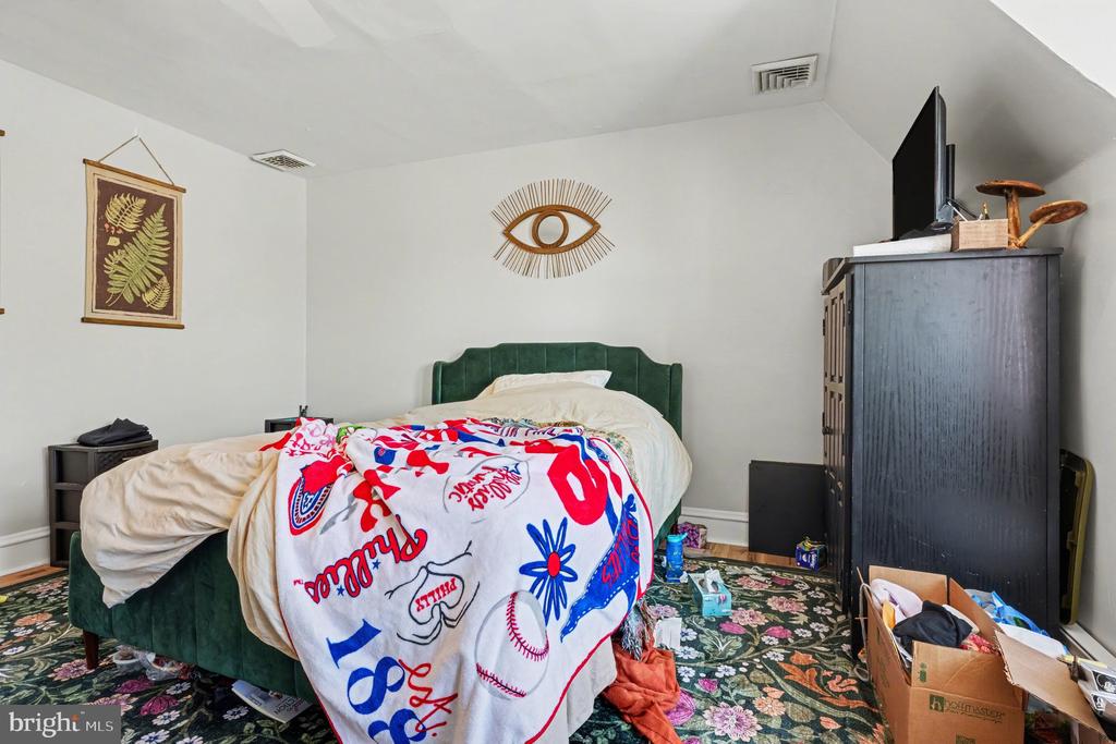 1 LINDENWOLD TERRACE