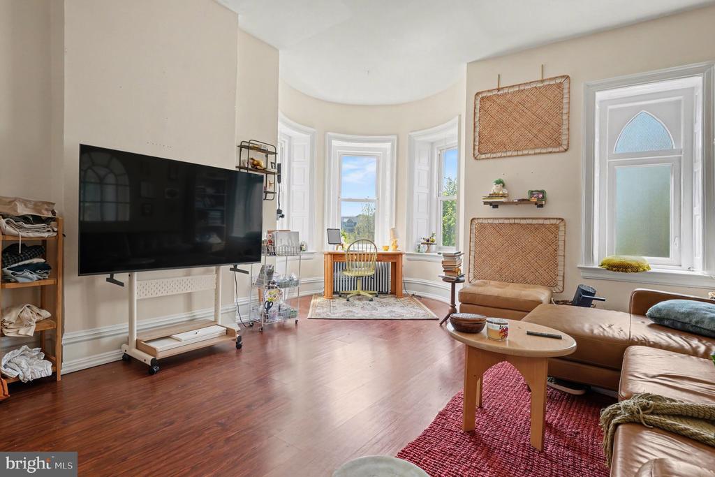 1 LINDENWOLD TERRACE