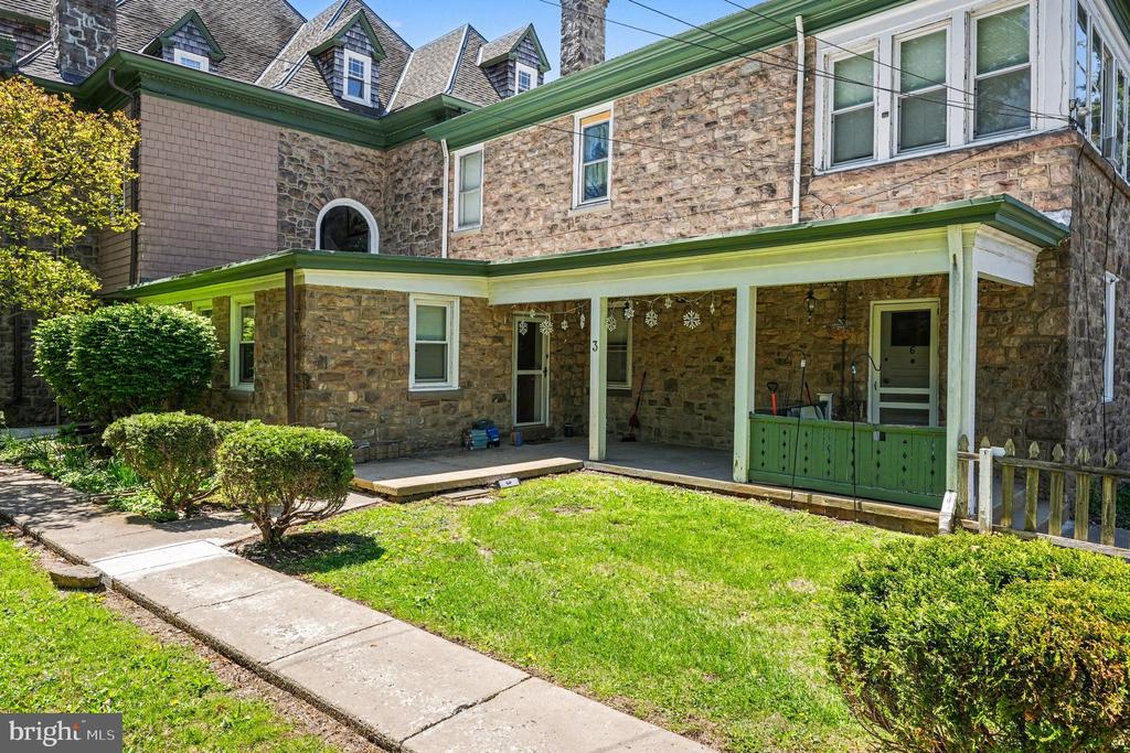 1 LINDENWOLD TERRACE