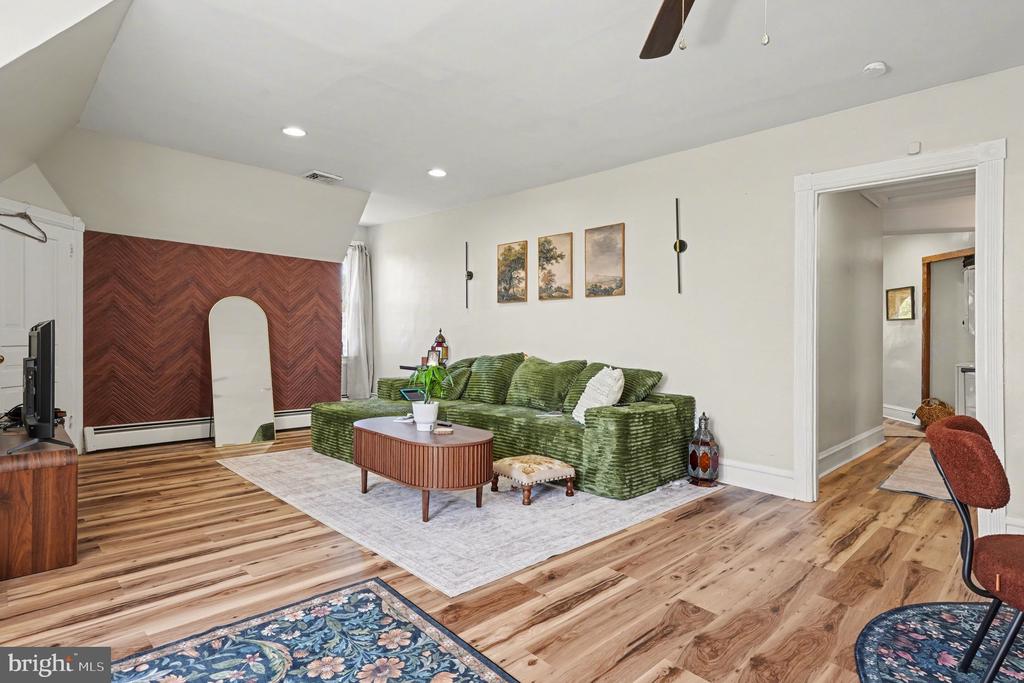 1 LINDENWOLD TERRACE