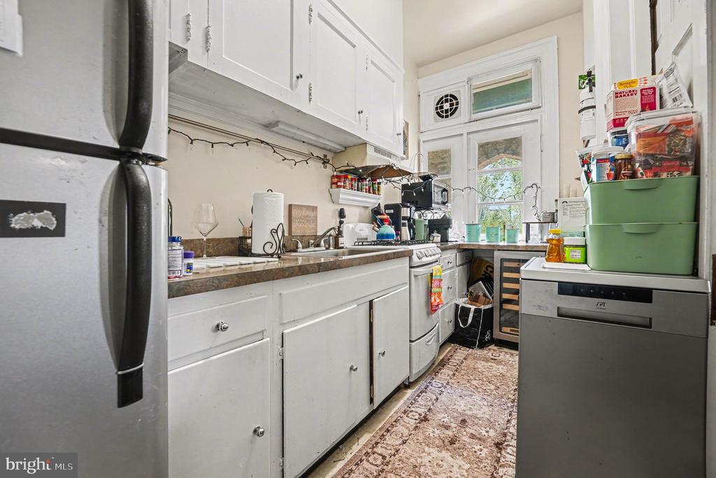 1 LINDENWOLD TERRACE