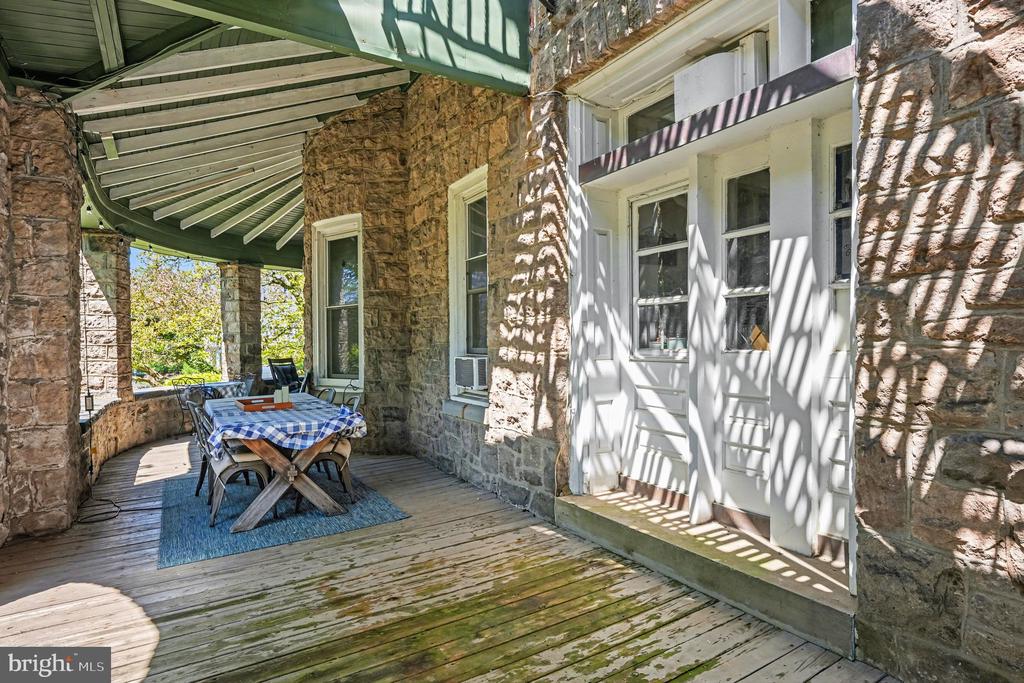 1 LINDENWOLD TERRACE