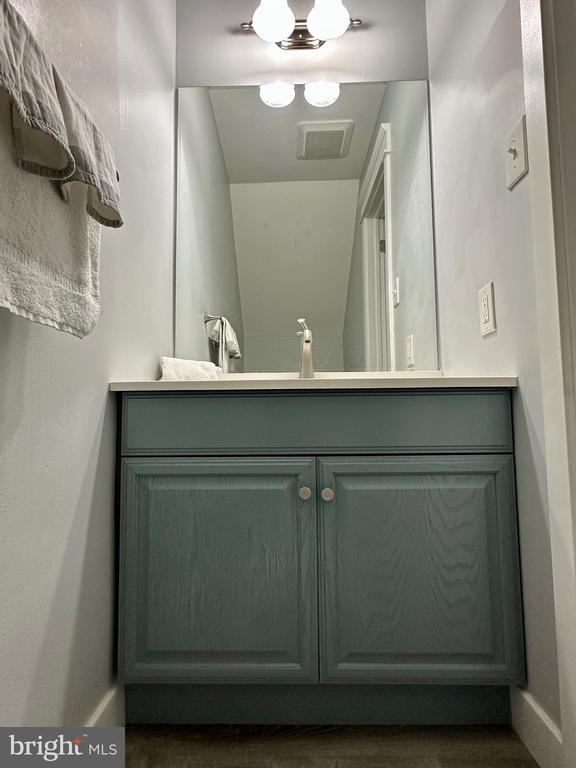 1802 WHITPAIN HLS