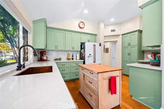 28810 Paseo Campana