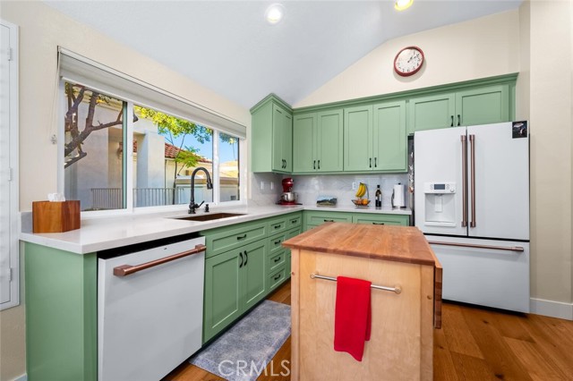 28810 Paseo Campana
