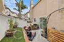 156 Seacountry LN
