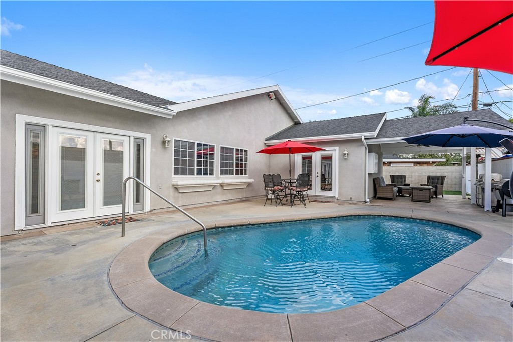2165 W Romneya Drive