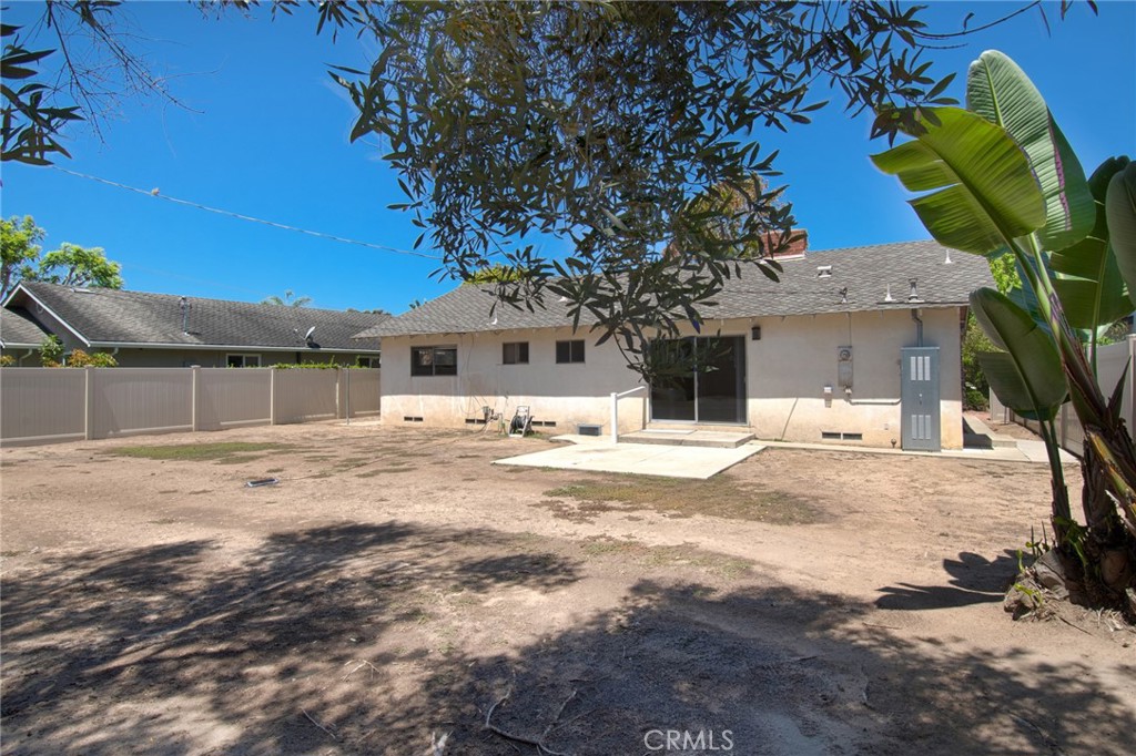 2032 Aliso Avenue