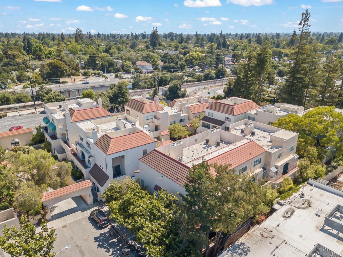 2581 Park BLVD Y209