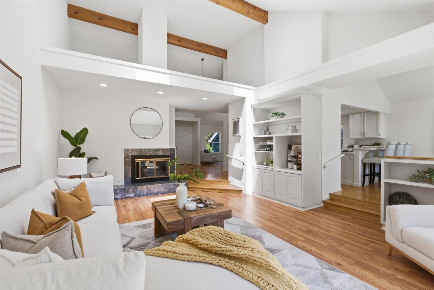 424 Greenbrier RD