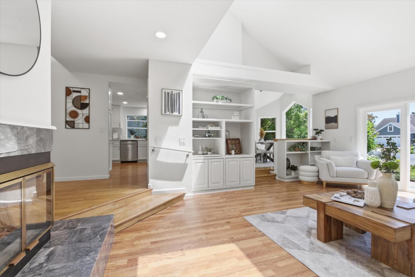 424 Greenbrier RD