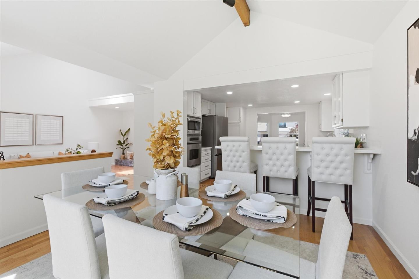 424 Greenbrier RD